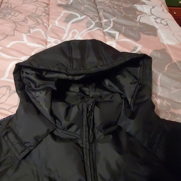 Puffer Jacket - Picture 2 of 6